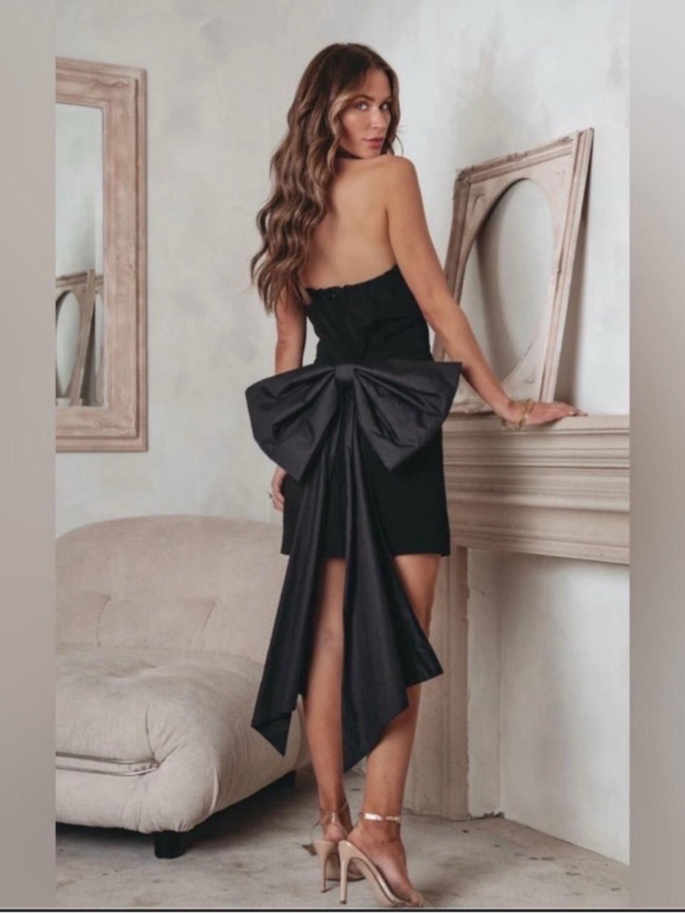 Vici Black Backless Mini Dress with Oversized Bow